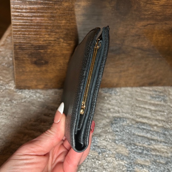 309. CHANEL Black Caviar Leather wallet - Picture 5 of 12